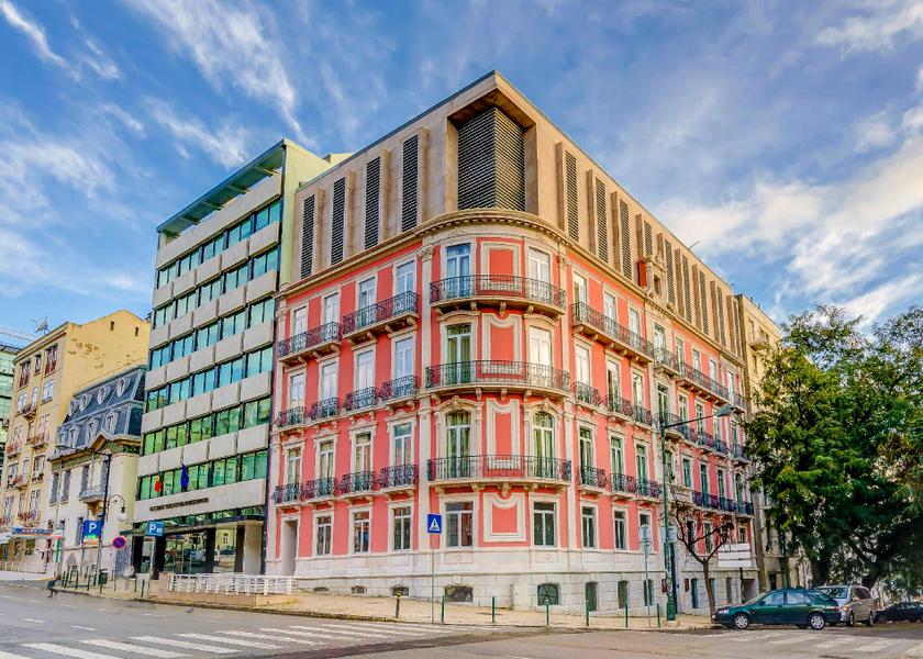  Lisbon Hotel Exterior