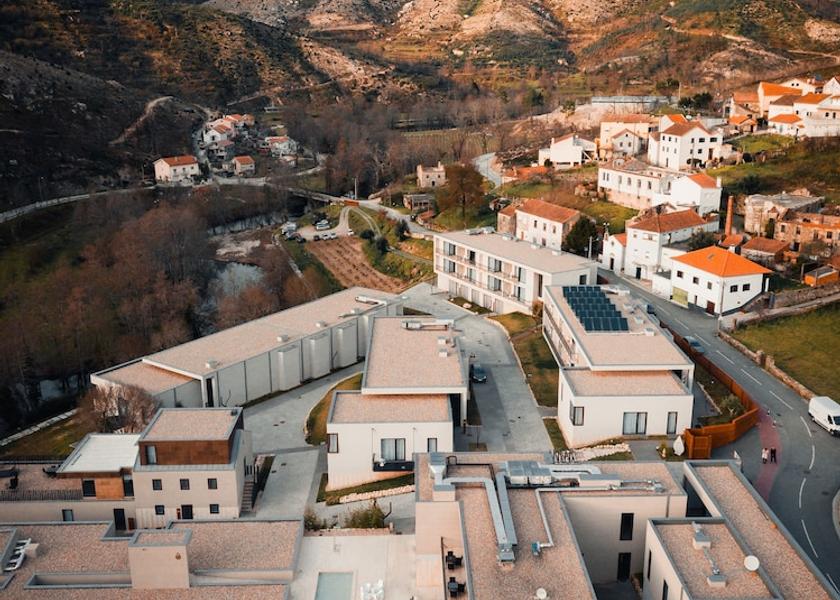Centro Oliveira do Hospital Exterior Detail