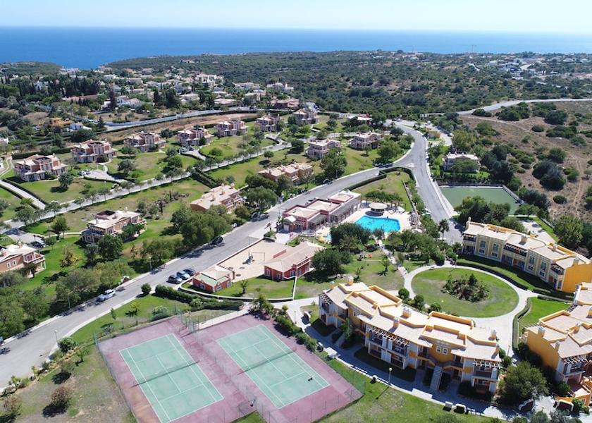 Faro Lagoa Sport court