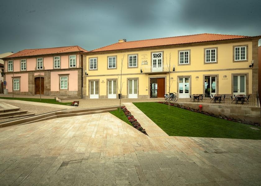 Aveiro Santa Maria da Feira Facade