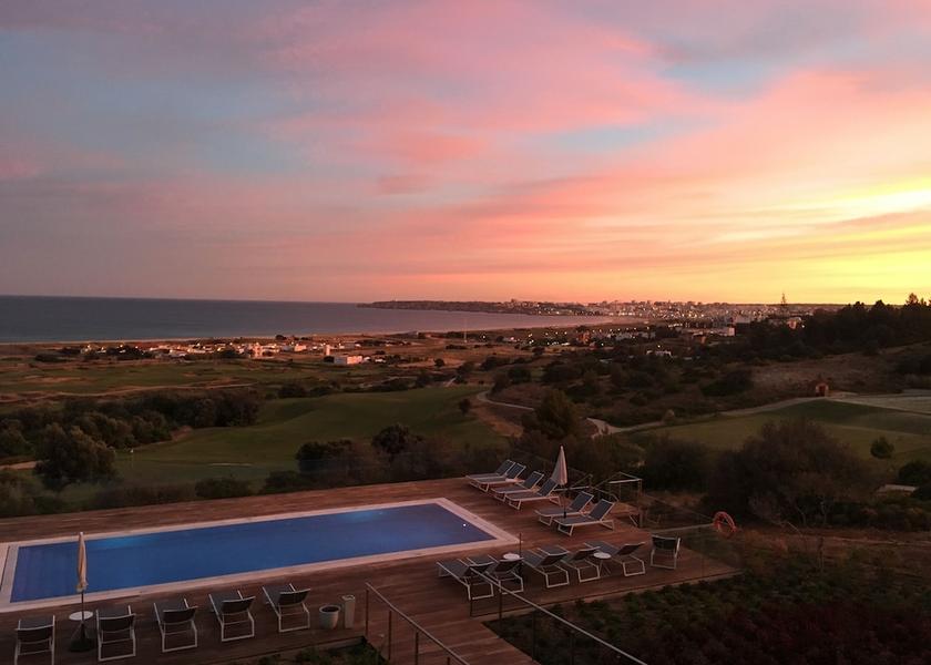 Faro Lagos Pool