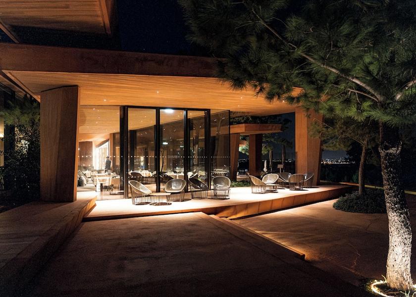 Faro Lagos Restaurant