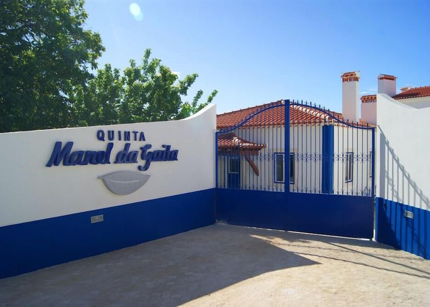 Santarém Torres Novas Facade