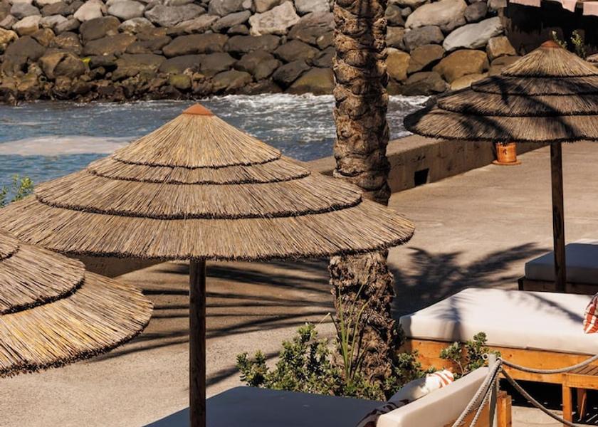 Madeira Region Calheta Beach bar