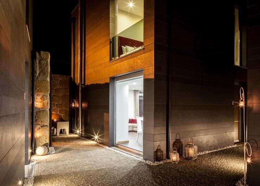 Centro Nelas Interior Entrance