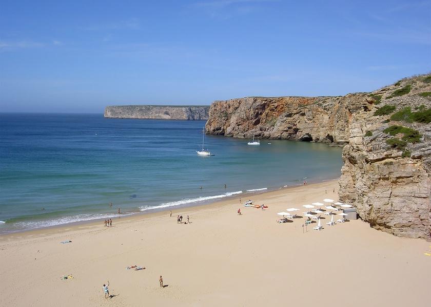 Faro Vila do Bispo Beach
