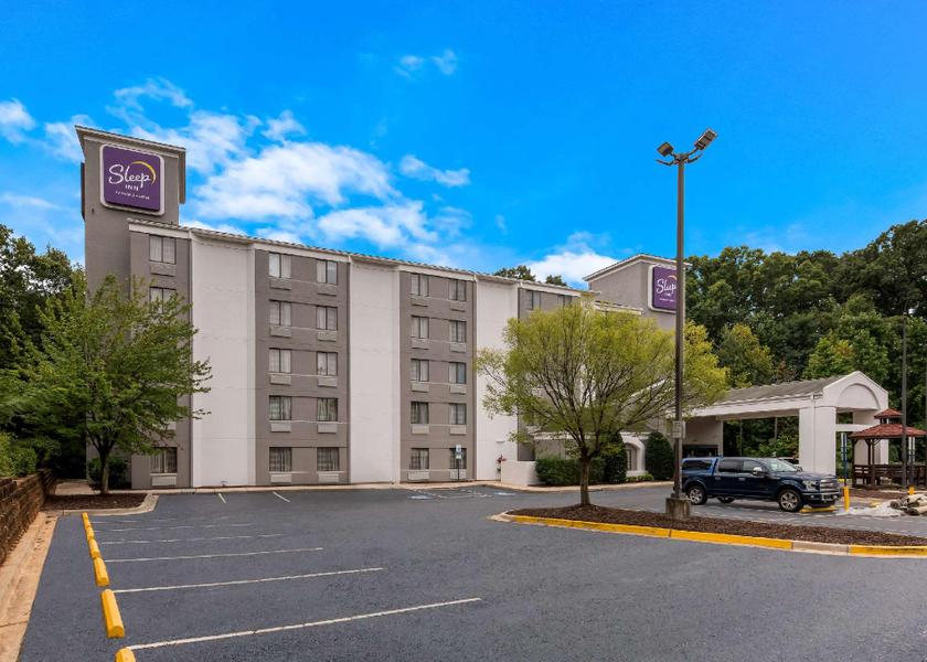 North Carolina Charlotte Exterior view