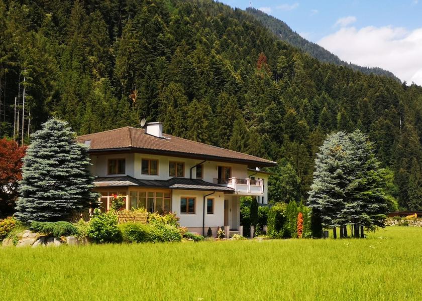 Tyrol Fuegen Exterior