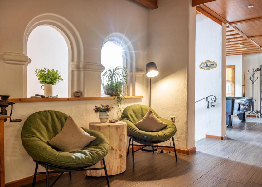 Tyrol Tux Lobby