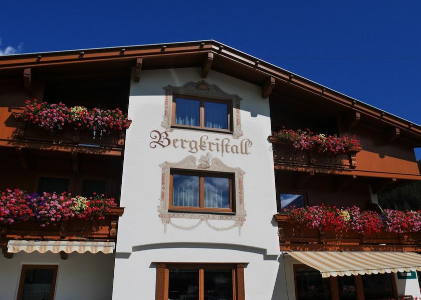 Tyrol Tux Property Grounds