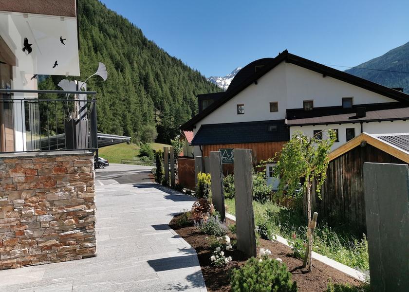 Tyrol Soelden Garden