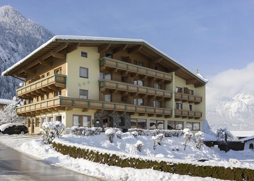 Tyrol Schlitters Exterior