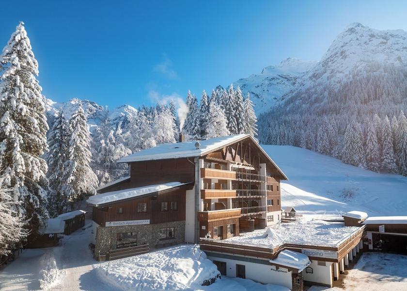Vorarlberg Mittelberg Front of property - evening/night