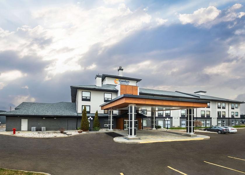 Ontario Ingersoll Exterior Detail