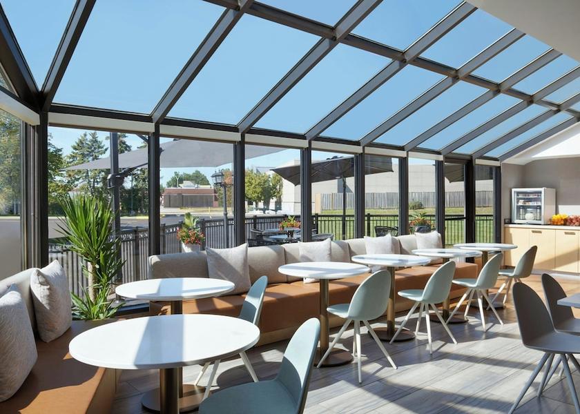 Ontario London Breakfast buffet