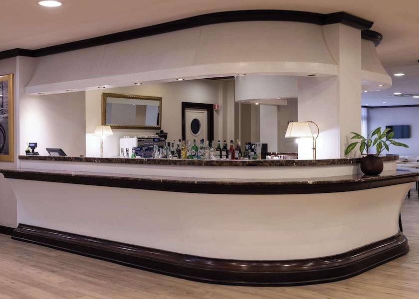 Emilia-Romagna Bologna Bar (on property)