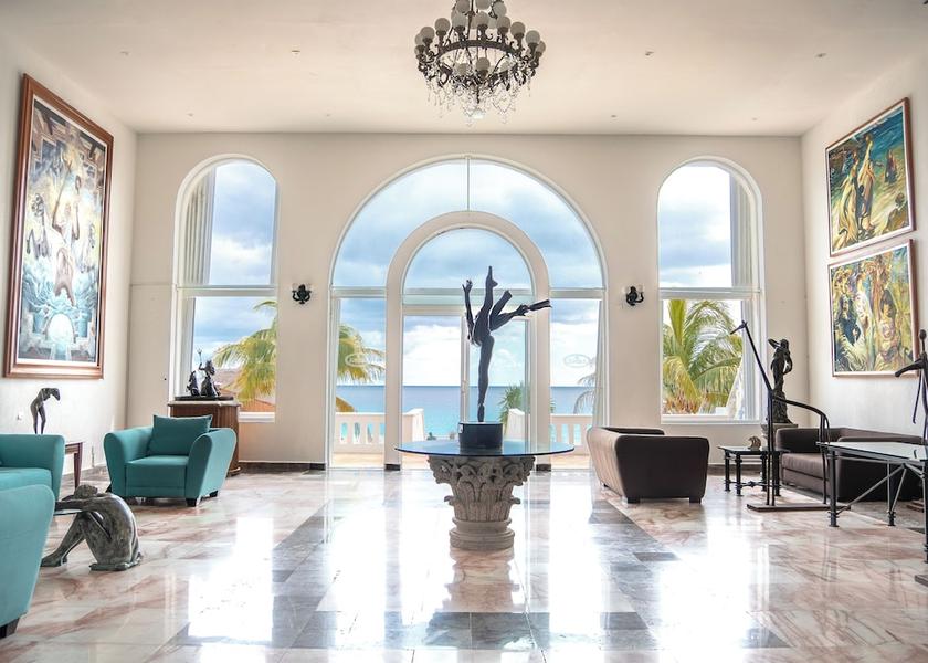 Quintana Roo Cancun Interior detail
