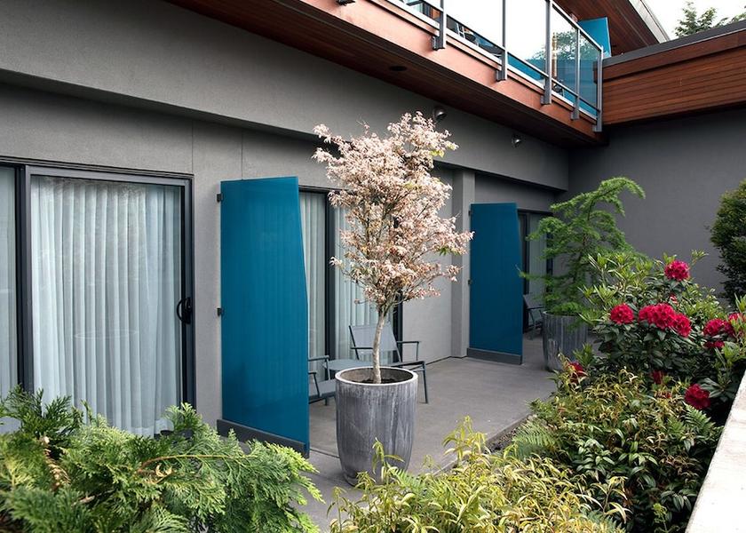 British Columbia Qualicum Beach Terrace/patio