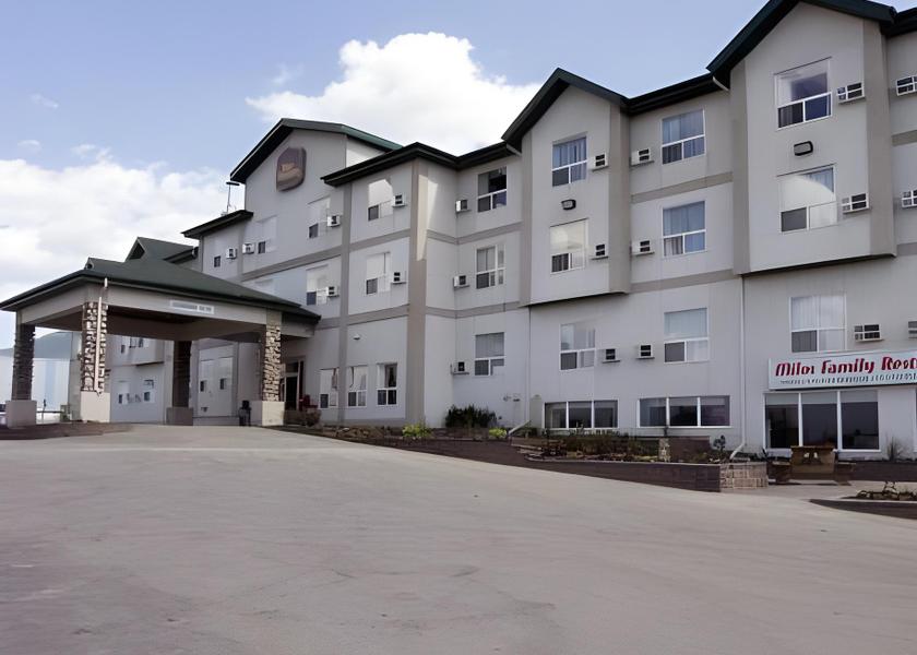 Alberta Grande Cache Hotel Exterior