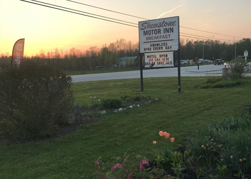 Ontario Wiarton Property grounds