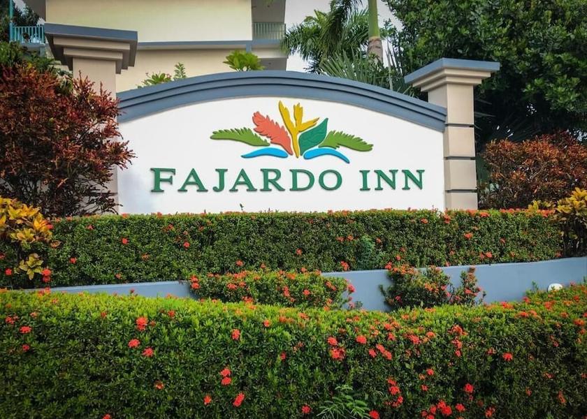  Fajardo Entrance