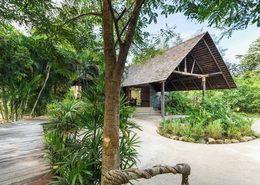 Preah Sihanouk Koh Rong Spa reception