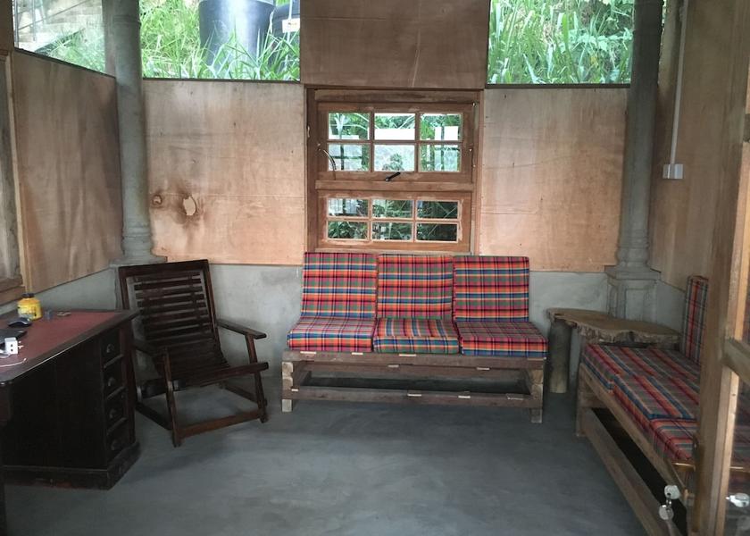 Uva Province Ella Lobby sitting area