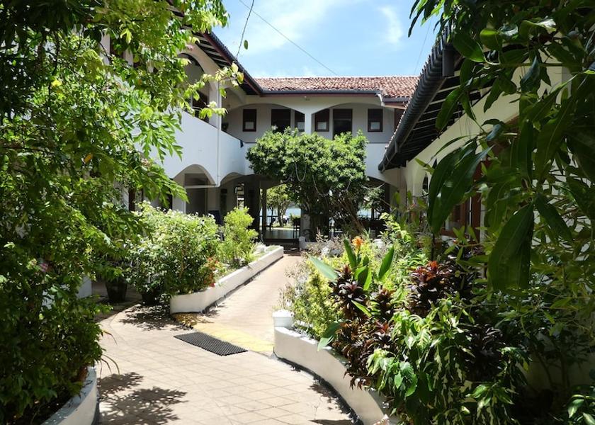 Western Province Aluthgama Building design