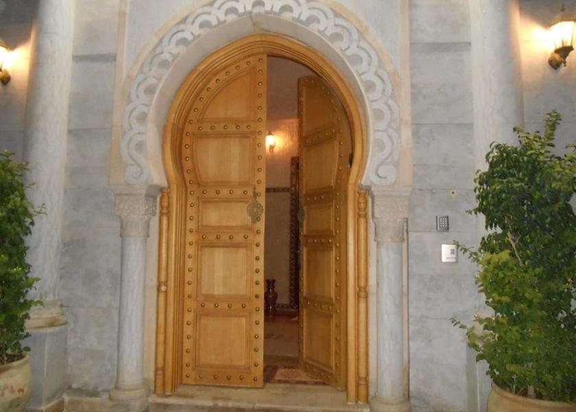 Oriental Nador Exterior Detail