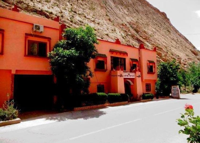 Drâa-Tafilalet Ait Sedrate Jbel El Soufla Entrance