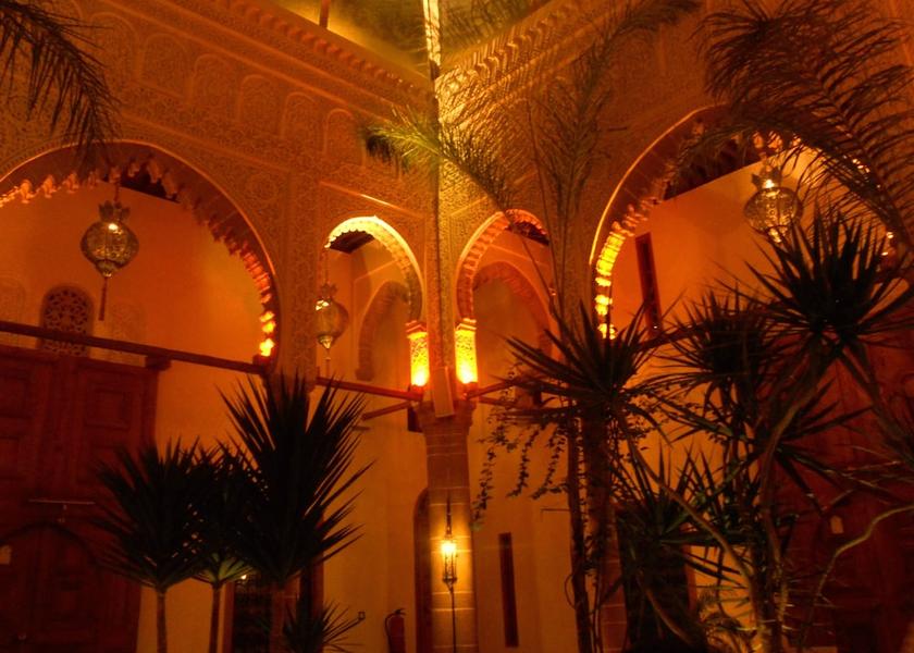  Rabat Couples Dining