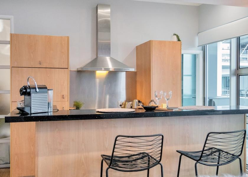 Auckland Region Auckland In-Room Dining