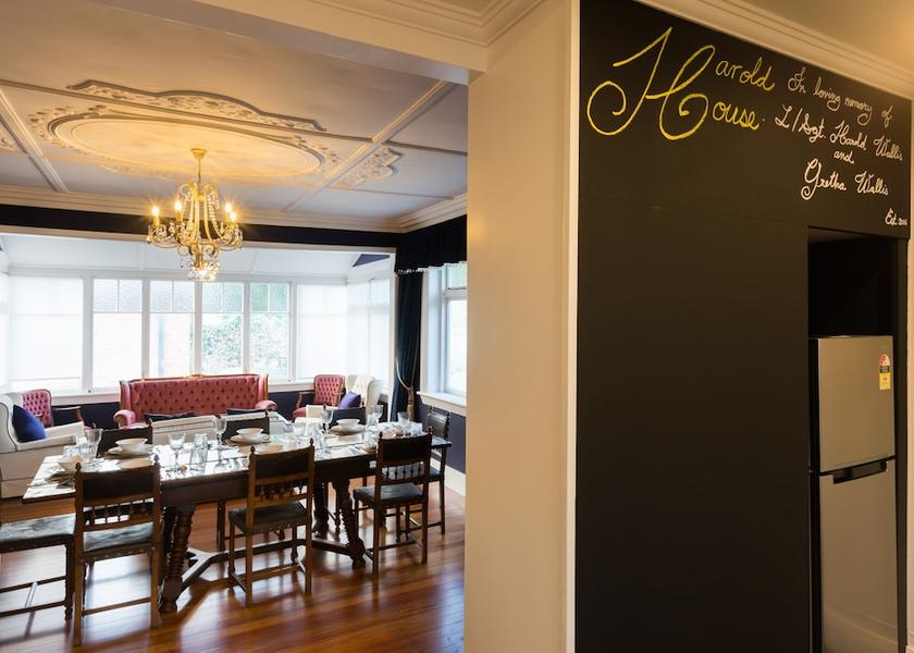 Canterbury Oamaru In-Room Dining