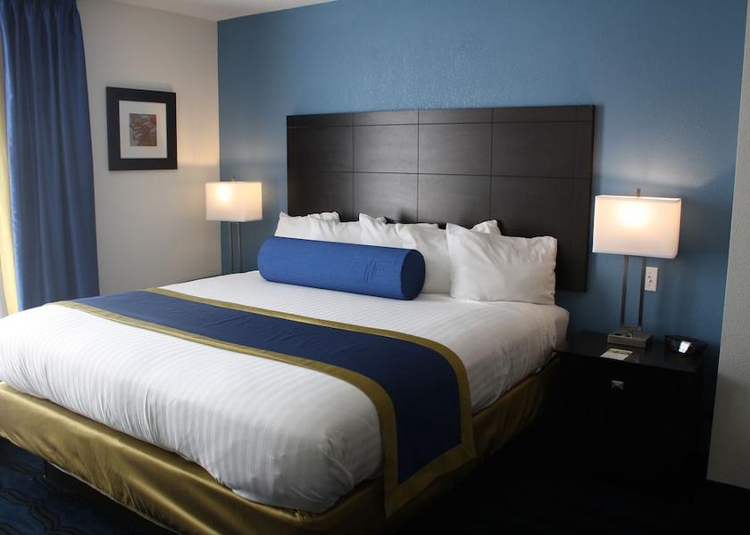 Missouri Maryland Heights Room