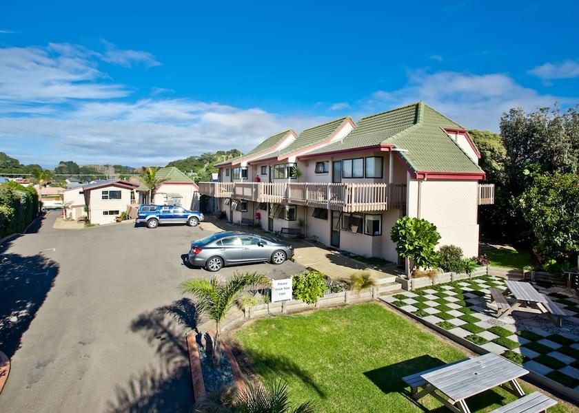  Ohope Exterior Detail