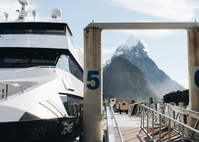 Southland Milford Sound Lobby
