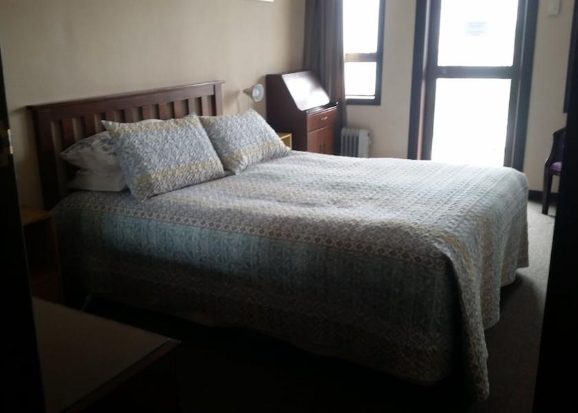 Southland Bluff Room