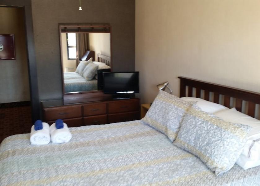 Southland Bluff Room
