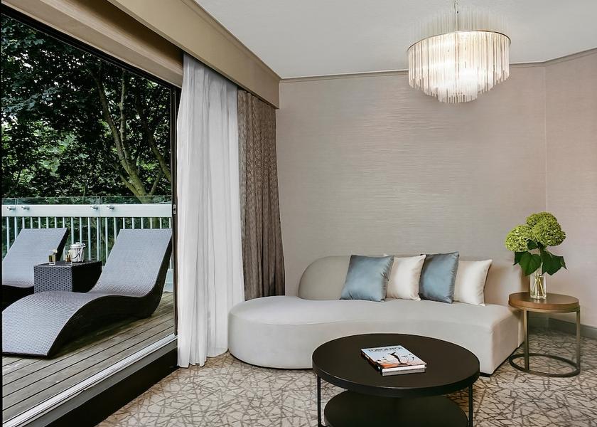 Ontario Toronto Room