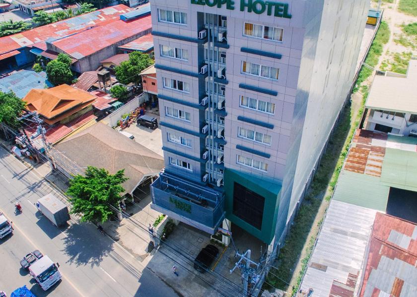 Central Visayas Mandaue Hotel Exterior