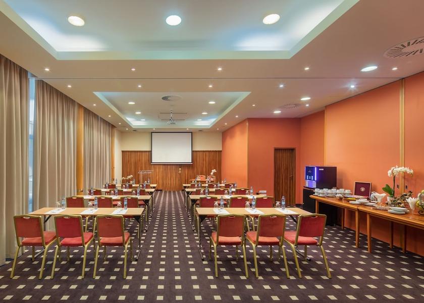 Budapest Meeting facility