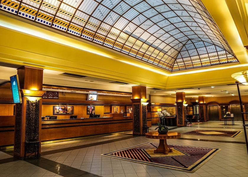  Budapest Interior entrance