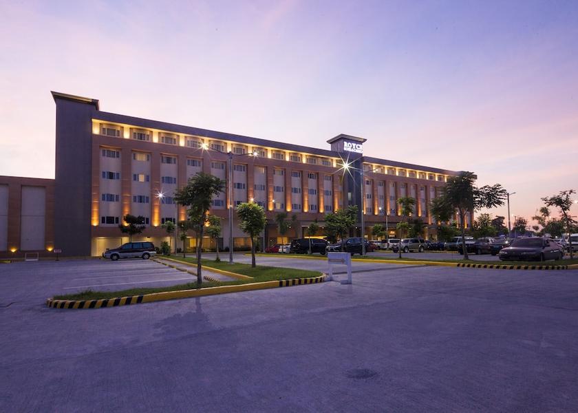 Central Luzon Mabalacat City Front of property - evening/night