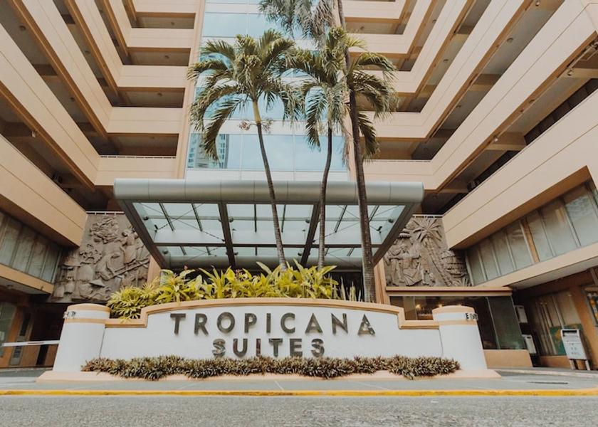  Manila Front of property