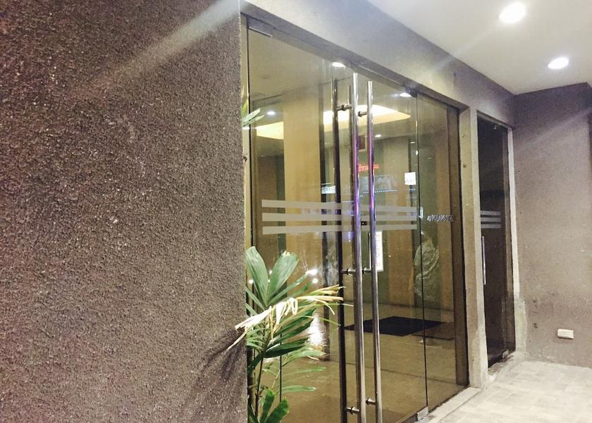  Makati Property entrance