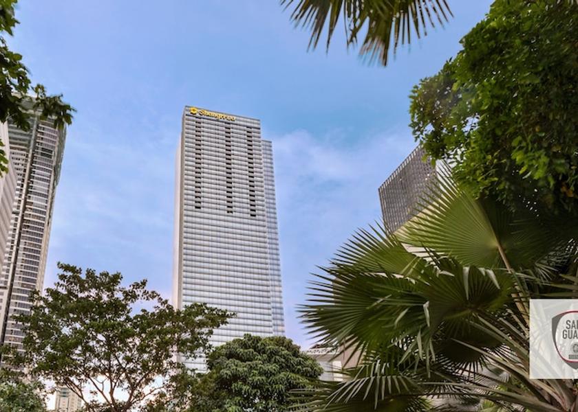  Taguig Exterior