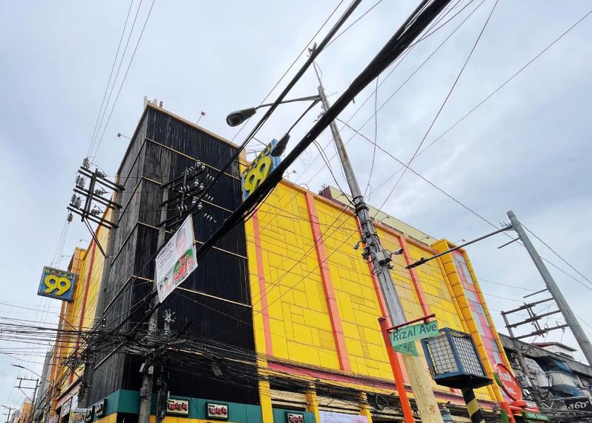  Caloocan Exterior view