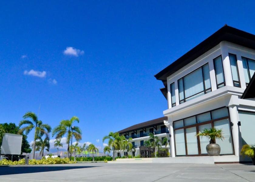 Central Luzon Morong Exterior