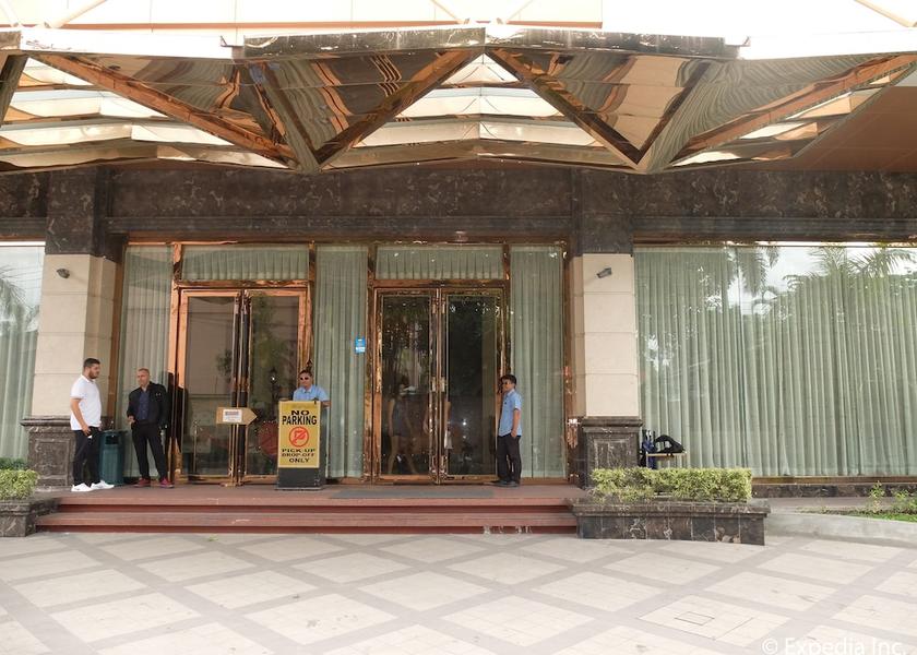 Central Luzon Angeles City Property entrance