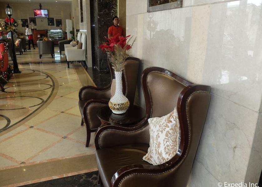 Central Luzon Angeles City Lobby sitting area